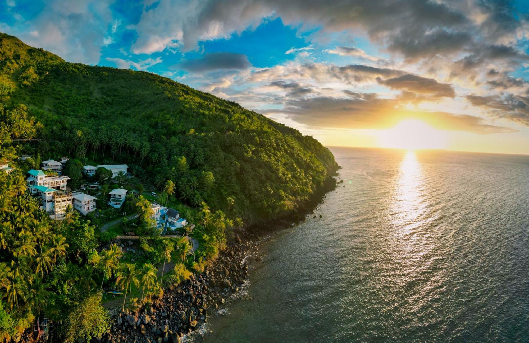 Отель Bintana Sa Paraiso Мамбахао Экстерьер фото